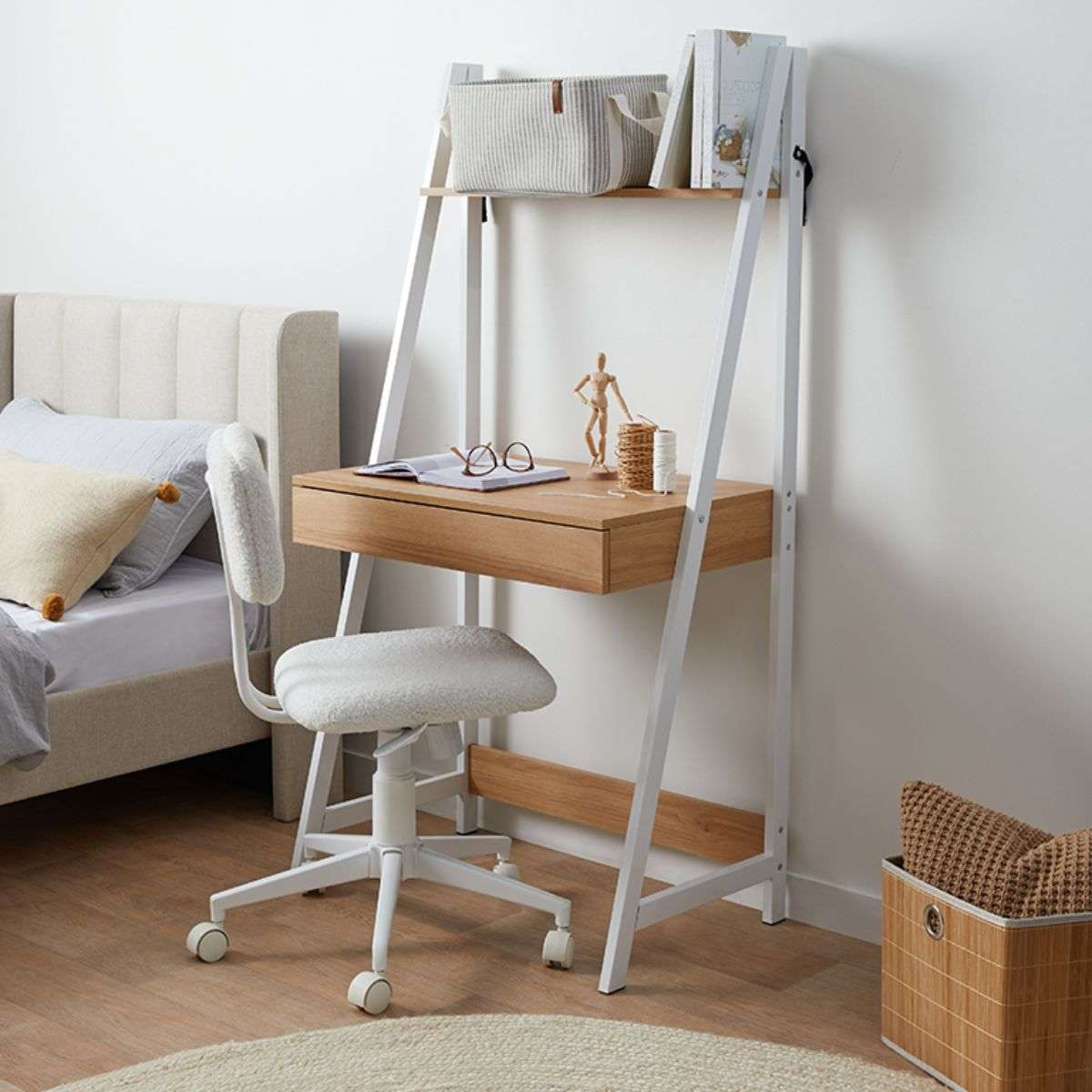 Urban Desk For Modern Home Offices - Shop At Mocka