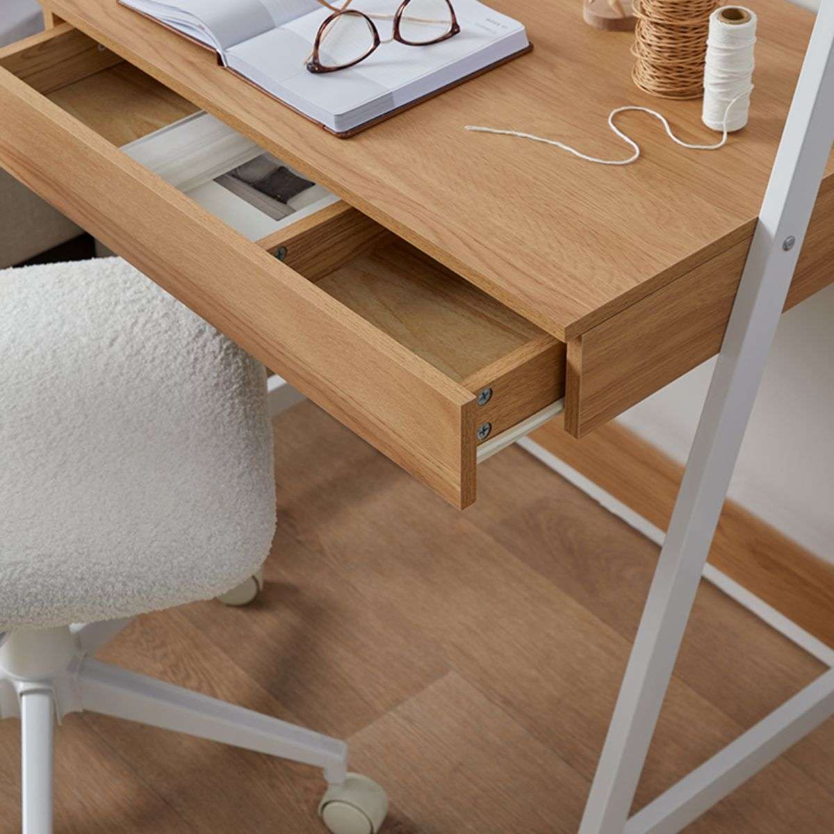 Urban Desk For Modern Home Offices - Shop At Mocka