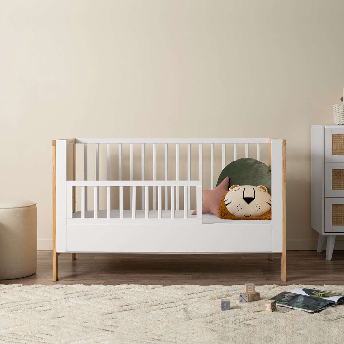 Aspiring White/Natural 3-in-1 Cot White Conversion Bundle - Mocka New Zealand