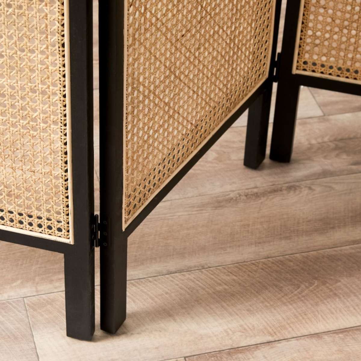 Southport Rattan Screen Divider - Black | Home Furniture