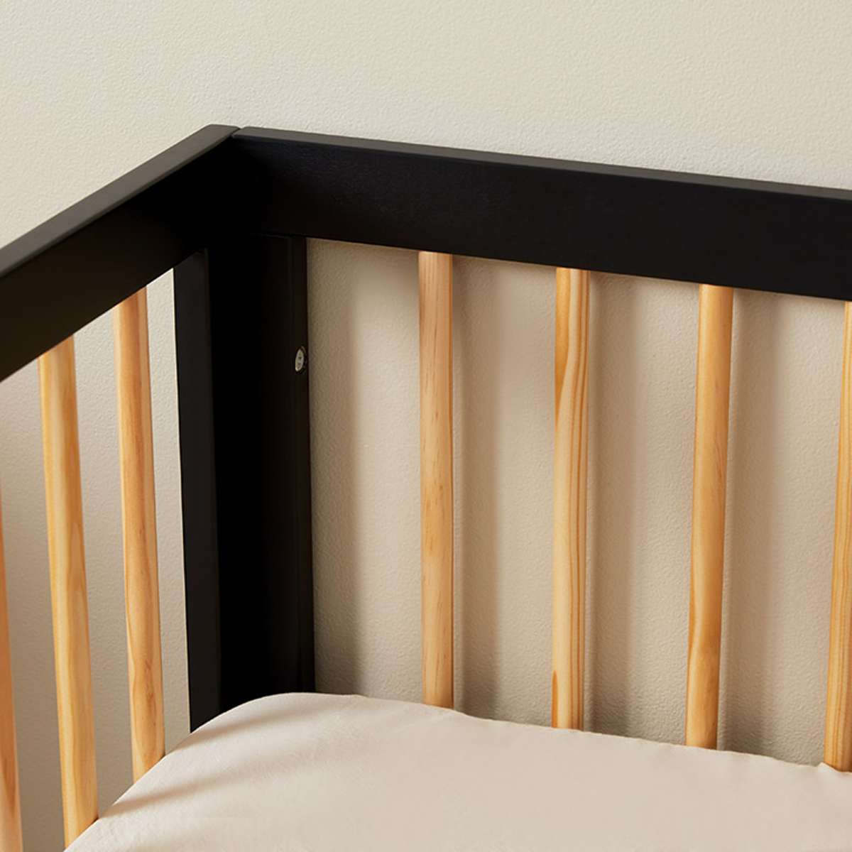 Aspen Classic Cot - Black/Natural - Mocka New Zealand