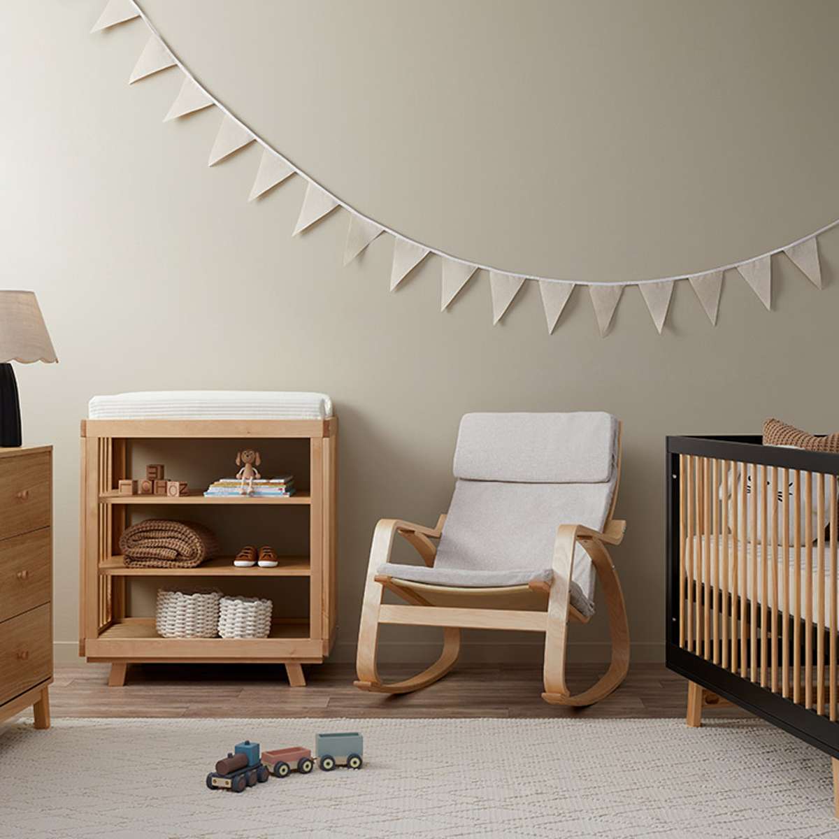 Aspen Classic Cot - Black/Natural - Mocka New Zealand