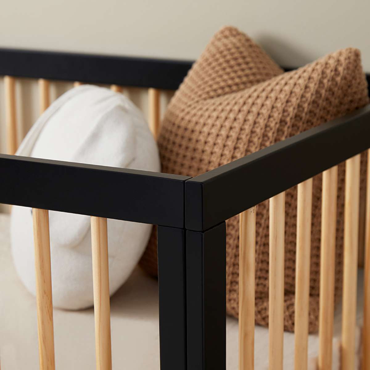 Aspen Classic Cot - Black/Natural - Mocka New Zealand